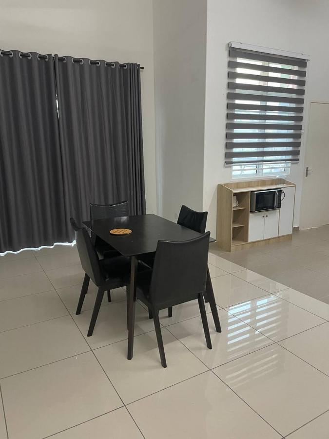 JC 7799 Homestay Jasin Perdana Exterior foto